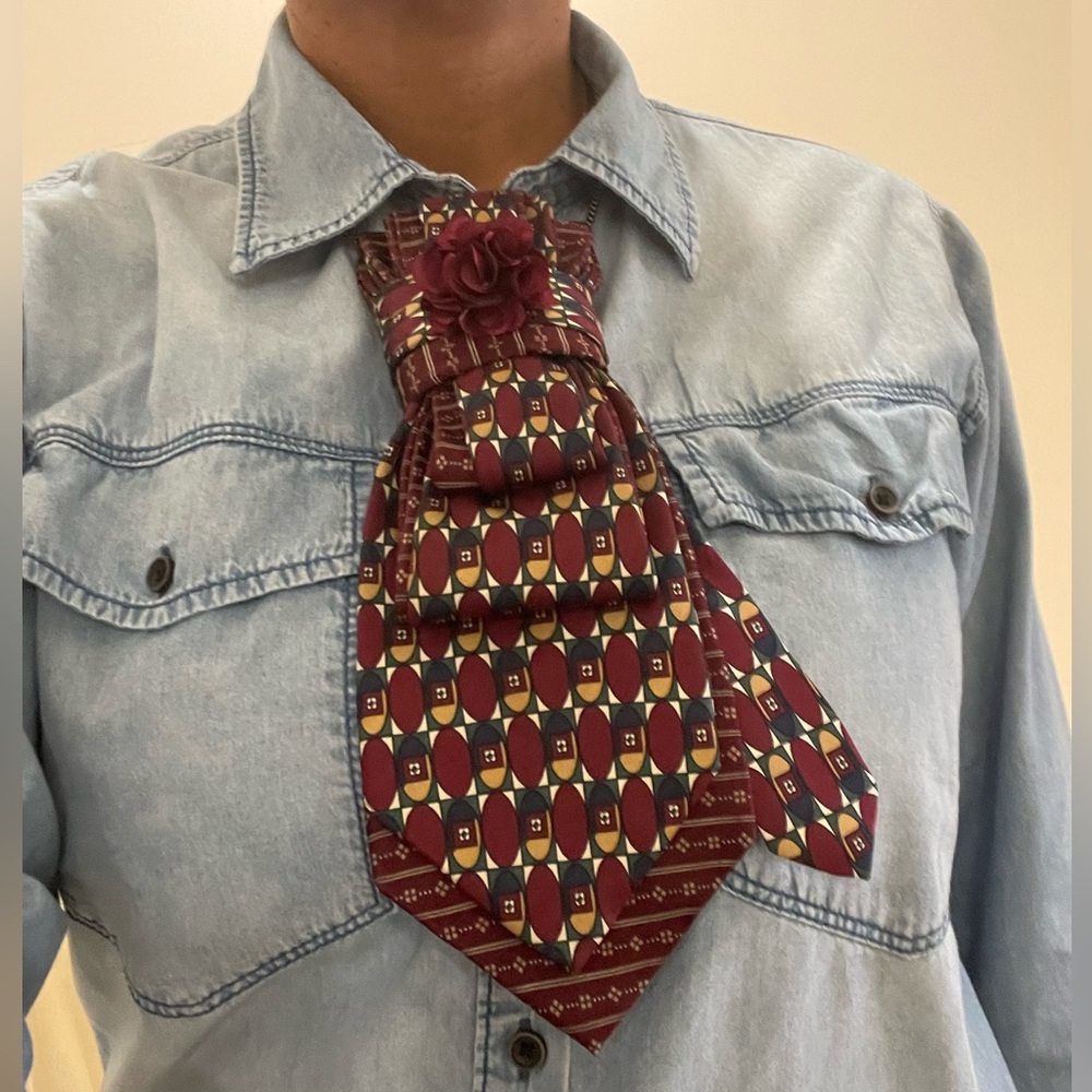 *NEW* Ladies Custom design Neck-tie. Burgundy color with adjustable necklace.